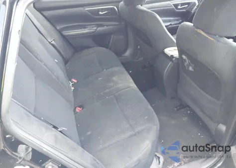 2015 Nissan Altima 2.5 S z USA, uszkodzony, nr VIN 1N4AL3AP7FC472217